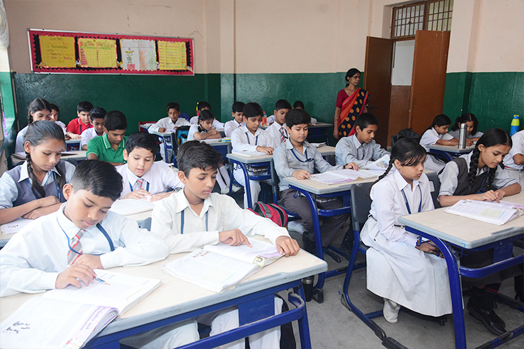 Pioneer Montessori School