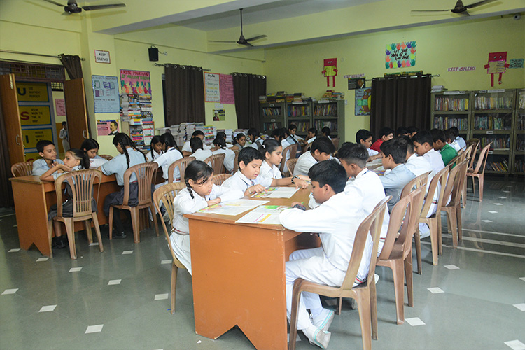 Pioneer Montessori School
