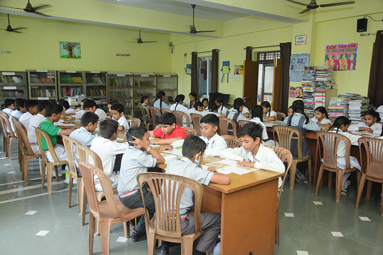 Pioneer Montessori School
